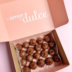 Caja para compartir por 20 conitos de arequipe